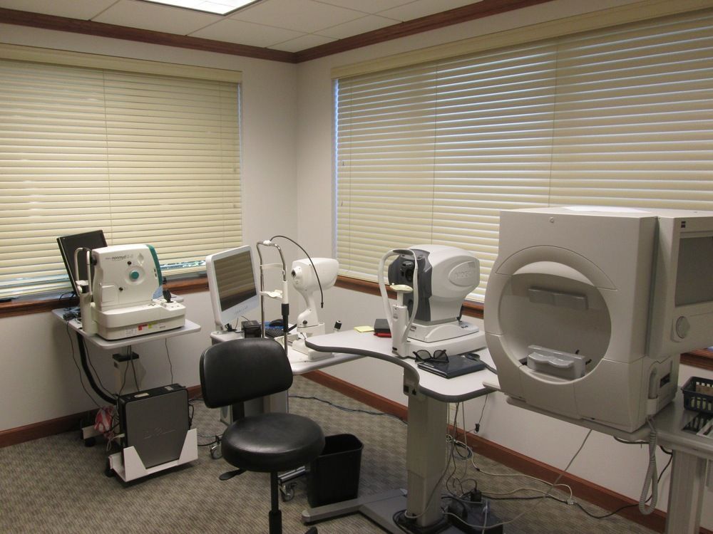 Medical Office Condo for Sale or Lease: 2435 Dean St Unit C, St Charles, IL 60175